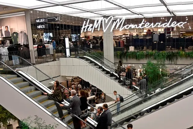 H&M PUNTA CARRETAS SHOPPING