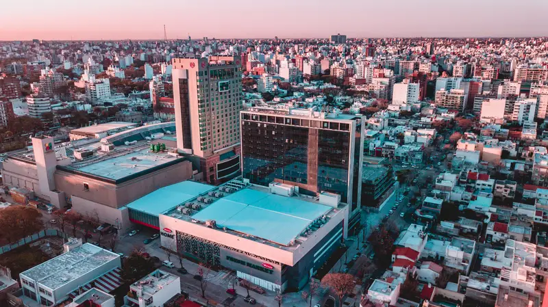 PUNTA CARRETAS TOWER