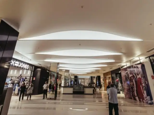 AMPLIACIÓN PUNTA CARRETAS SHOPPING